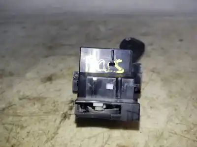 Peça sobressalente para automóvel em segunda mão comutador de piscas  por ford focus lim. business referências oem iam av6t-13335-ab