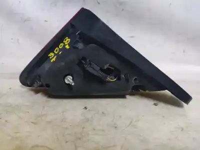 Peça sobressalente para automóvel em segunda mão farolim interior traseiro direito por peugeot 3008 style referências oem iam 