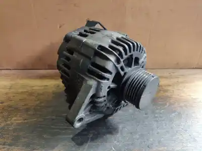 Second-hand car spare part alternator for hyundai matrix (fc) 1.5 crdi 16v gls oem iam references 37300-2a100 fila 2 palet 58