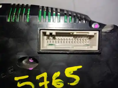 Peça sobressalente para automóvel em segunda mão quadrante por audi a4 b8 (8k2) 2.0 tdi referências oem iam   estantería 17