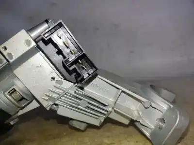 Second-hand car spare part ignition switch for iveco 35s13 is35sc2aa oem iam references 5801364057  estantería 70