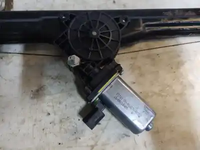 Second-hand car spare part passenger side right window regulator for iveco 35s13 is35sc2aa oem iam references   gancho 24