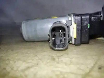 Second-hand car spare part driver left window regulator for iveco 35s13 is35sc2aa oem iam references   gancho 21