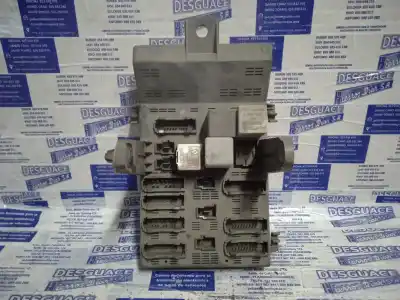 İkinci el araba yedek parçası RÖLE/SIGORTA KUTUSU için RENAULT LAGUNA (B56)  OEM IAM referansları   ESTANTERÍA 54