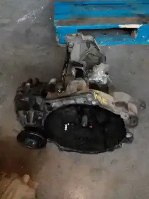 Автозапчасти б/у коробка передач за audi a3 (8l) 1.9 tdi ambiente ссылки oem iam egs1712 fila 1 palet 72
