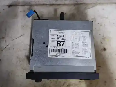 Second-hand car spare part audio system / radio cd for chevrolet nubira berlina 2.0 diesel cat oem iam references 96453378  estantería 69