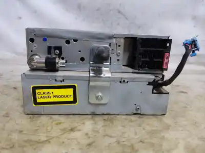 Second-hand car spare part audio system / radio cd for chevrolet nubira berlina 2.0 diesel cat oem iam references 96453378  estantería 69