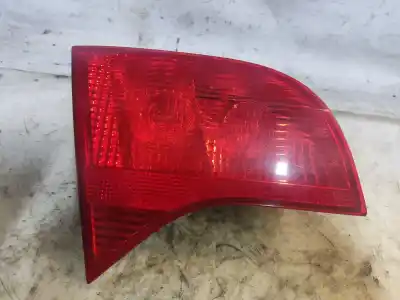 Автозапчасти б/у внутренний левый задний фонарь за audi a4 b7 avant (8ed) 2.0 tdi ссылки oem iam 8e9945093  estantería 17