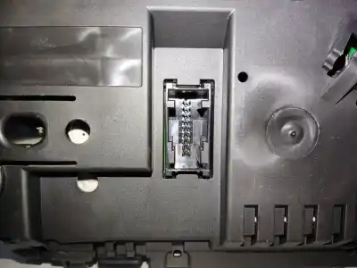 Second-hand car spare part dashboard for bmw serie 3 touring (e91) 318d oem iam references   estantería 5