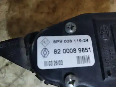 Second-hand car spare part accelerator pedal for renault clio ii fase ii (b/cb0) base authentique 65 cv / 48 kw oem iam references 8200089851  estantería 54