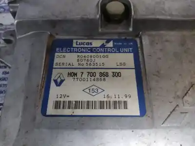 Second-hand car spare part ecu engine control for renault kangoo (f/kc0) authentique oem iam references 7700868300  estantería 52