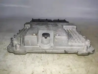 Second-hand car spare part ecu engine control for kia ceed emotion 116 cv / 85 kw oem iam references 0281013569  estantería 68