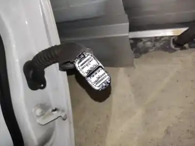 Second-hand car spare part left front door for ford focus lim. (cb8) urban oem iam references   alojamiento 12