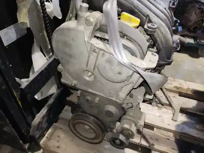 Second-hand car spare part complete engine for renault megane ii berlina 5p confort authentique oem iam references k4m t7 palet 95 fila 3 