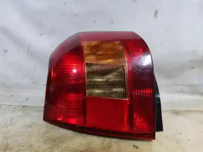 Pezzo di ricambio per auto di seconda mano lampada posteriore sinistra per toyota corolla (e12) 2.0 d-4d linea sol berlina riferimenti oem iam   estantería 144 a