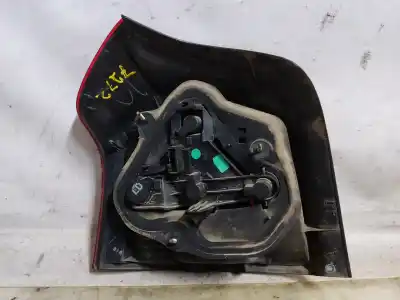 Second-hand car spare part right tailgate light for toyota corolla (e12) 2.0 d-4d linea sol berlina oem iam references   estantería 144 b