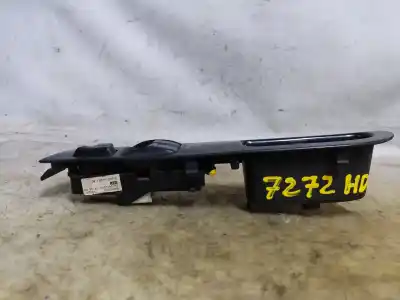 Pezzo di ricambio per auto di seconda mano interruttore alzacristalli anteriore sinistro per toyota corolla (e12) 2.0 d-4d linea sol berlina riferimenti oem iam 54035093