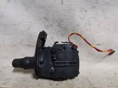 Second-hand car spare part headlights switch for renault modus confort dynamique oem iam references 7701057090  estantería 52