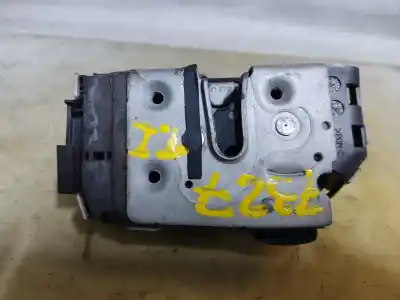Second-hand car spare part rear left door lock for dodge caliber se oem iam references   estantería 70