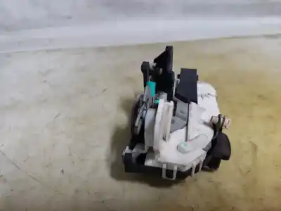 Second-hand car spare part rear left door lock for dodge caliber se oem iam references   estantería 70