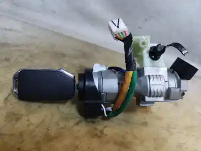 Second-hand car spare part ignition switch for kia xceed business oem iam references 20190914  estantería 70