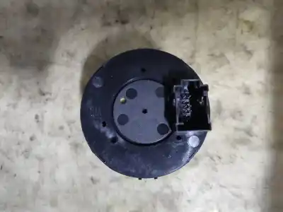 Second-hand car spare part headlights switch for opel corsa d ´´111 years´´ oem iam references 13249397  estantería 93