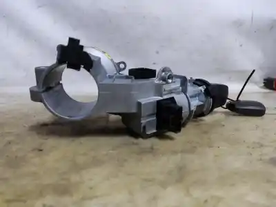 Second-hand car spare part ignition switch for opel corsa d ´´111 years´´ oem iam references 56155  estantería 95