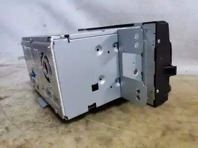 Second-hand car spare part gps navigation system for kia rio concept oem iam references 96560-1w511ca  estantería 69