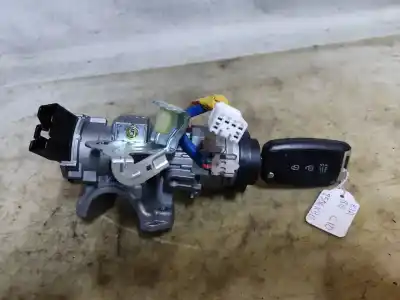 Second-hand car spare part ignition switch for kia rio concept oem iam references w50  estantería 70