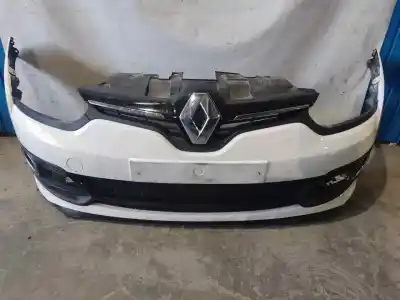 Recambio de automóvil de segunda mano de paragolpes delantero para renault megane iii berlina 5 p gt-style referencias oem iam  estan 1 fila 2 