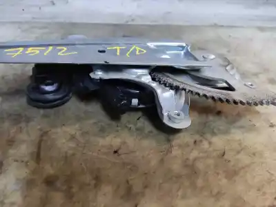 Piesă de schimb auto la mâna a doua mecanism actionare geam spate dreapta pentru toyota rav 4 (a3) 2.2 turbodiesel cat referințe oem iam 