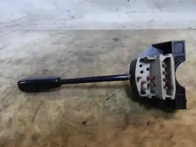 Second-hand car spare part indicator switch for ford fiesta 43 kw oem iam references 908820-00  estantería 61