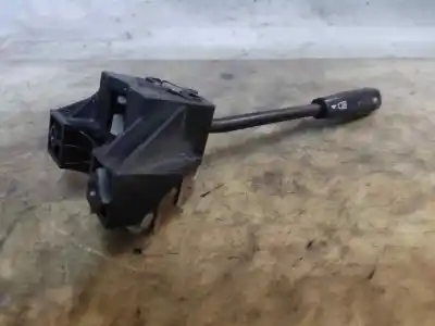 Second-hand car spare part indicator switch for ford fiesta 43 kw oem iam references 908820-00  estantería 61