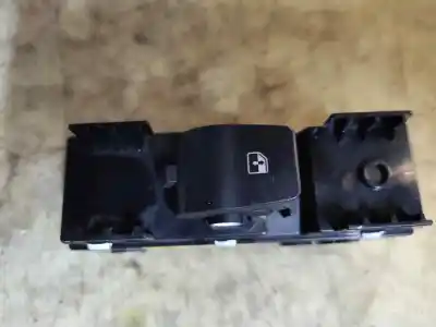 Second-hand car spare part rear right power window switch for hyundai i30 ranchera familiar (pde) 1.4 t-gdi oem iam references 93581g3010