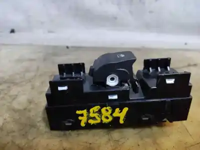 Second-hand car spare part rear right power window switch for hyundai i30 ranchera familiar (pde) 1.4 t-gdi oem iam references 93581g3010  estantería 71