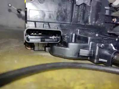 Peça sobressalente para automóvel em segunda mão fechadura da porta dianteira direita por nissan note tekna premium referências oem iam 