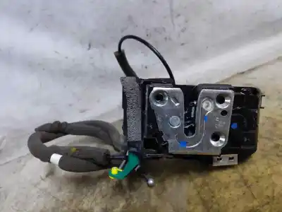 Second-hand car spare part left front door lock for nissan note tekna premium oem iam references   estantería 56