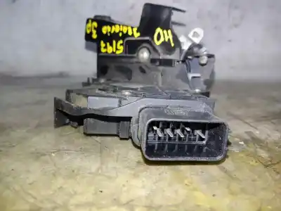 Peça sobressalente para automóvel em segunda mão fechadura da porta dianteira esquerda por ford focus berlina (cap) ambiente (d) referências oem iam 3m5ar21813ep