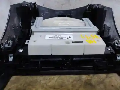 Second-hand car spare part climate control for nissan note tekna premium oem iam references 275003vv2a  estantería 56