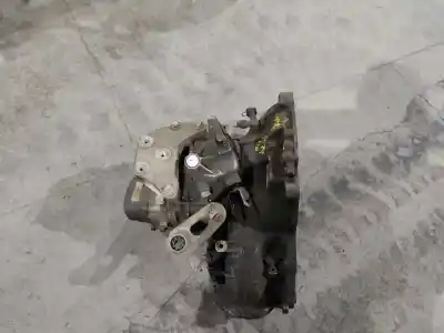 Pezzo di ricambio per auto di seconda mano riduttore per opel corsa d corsavan riferimenti oem iam 24580686 fila 1 palet 1