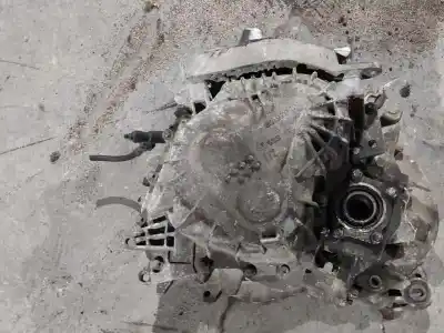 Peça sobressalente para automóvel em segunda mão caixa de velocidades por opel corsa d ´´111 years´´ referências oem iam 55193621