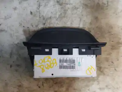 Second-hand car spare part multifunction display for peugeot 307 (s1) xn oem iam references 9646652577  estantería 46