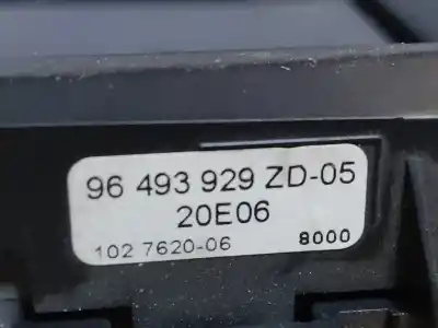 Second-hand car spare part multifunction display for citroen c6 básico oem iam references 96493929zd-05  estantería 42