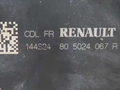 Peça sobressalente para automóvel em segunda mão fechadura da porta dianteira direita por renault captur ii intens referências oem iam 805024067r