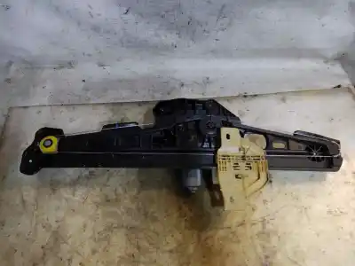 Peça sobressalente para automóvel em segunda mão elevador de vidros dianteiro direito por renault captur ii intens referências oem iam 807203293r