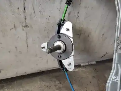 Second-hand car spare part rear left window regulator for citroen c3 picasso exclusive oem iam references 9681272180  gancho 31