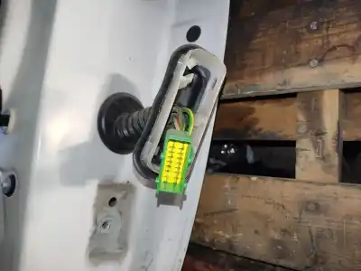 Second-hand car spare part left front door for citroen c3 picasso exclusive oem iam references 