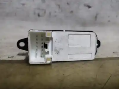 Pièce détachée automobile d'occasion commande de lève vitre avant droit pour mazda cx-7 (er) active références oem iam eh6266370  estantería 71