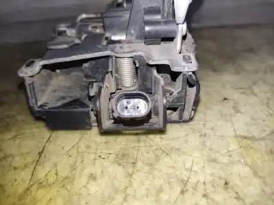 Second-hand car spare part front right door lock for volkswagen caddy ka/kb (2k) kombi oem iam references 3b1837016  estantería 78