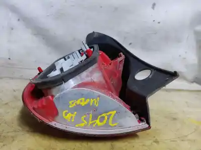 Second-hand car spare part right tailgate light for renault modus confort dynamique 98 cv / 72 kw oem iam references 8200212204